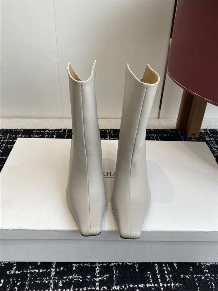 20251128174410491 390